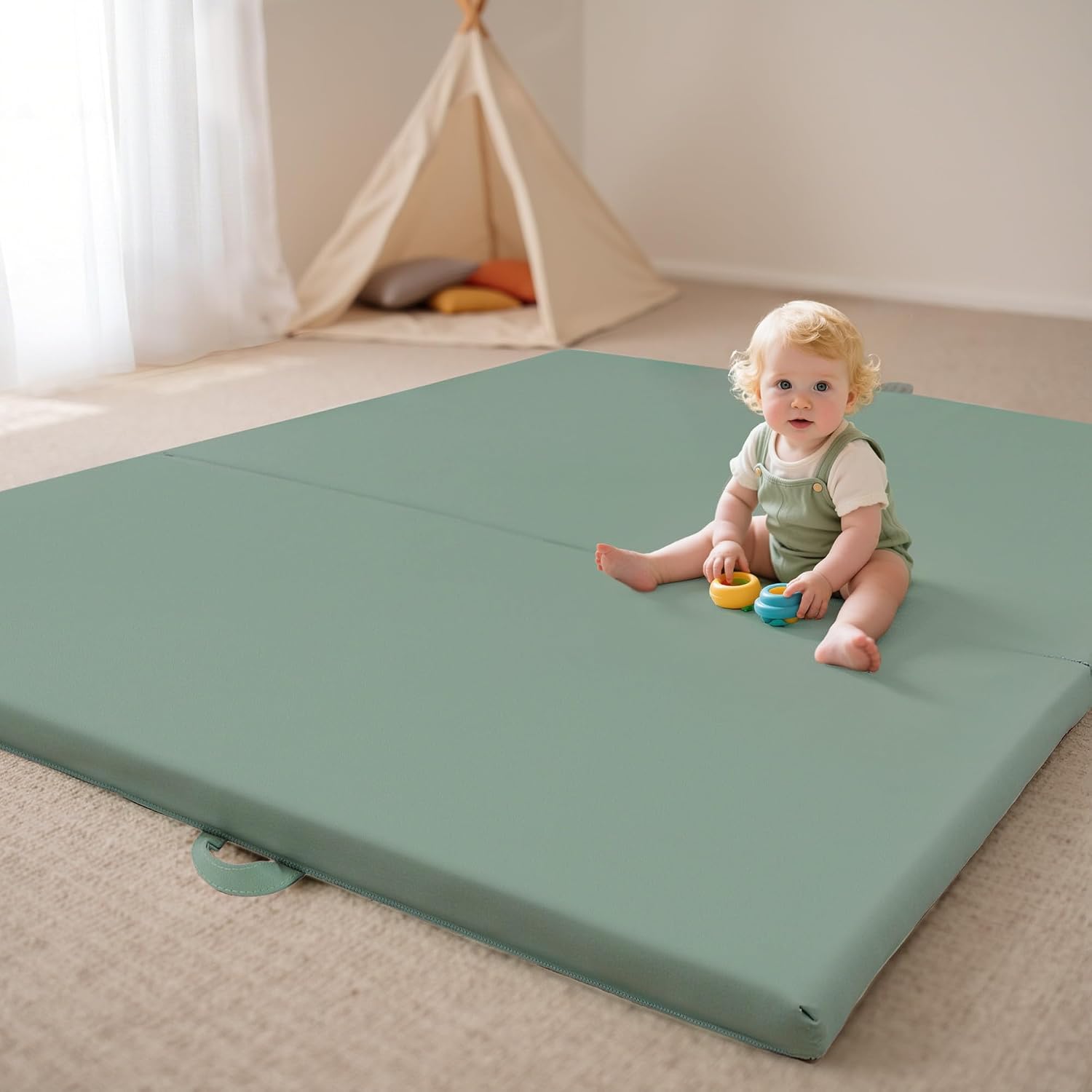 Bella's Friends Foldable Play Mat